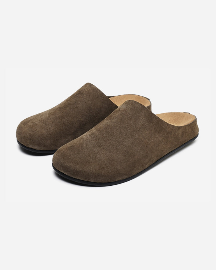 Brown / 11